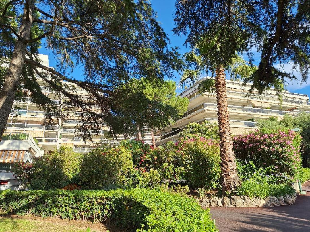 Ferienwohnung Juan Les Pins Charming Exterior foto